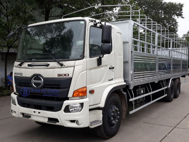 Xe tải Hino 3 chân cũ bán lại giá tốt