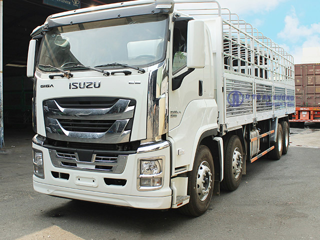 Thu mua xe tải Isuzu 4 chân giá tốt uy tín