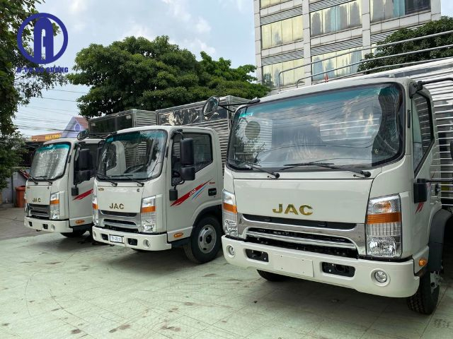 Hình. Xe tải 2 tấn cũ của hãng JAC