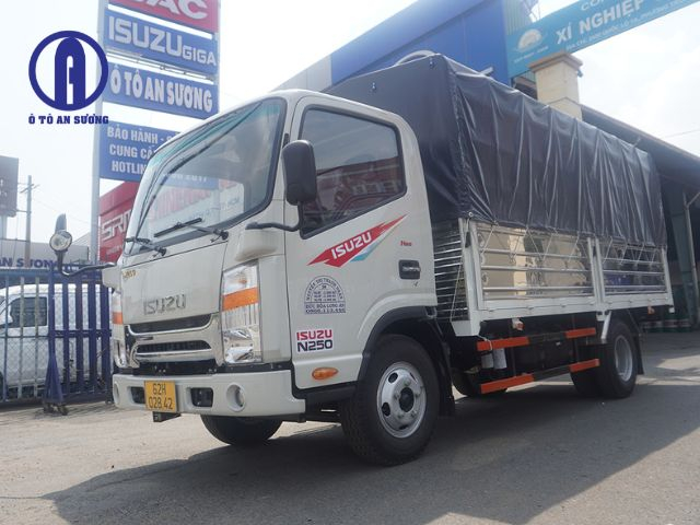 Xe tải 2.4 tấn